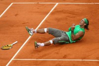 /album/roland-garros-2008/rafael-nadal-french-open-roland-garros-2008-2k2104ujusl-copia-copia-jpg/